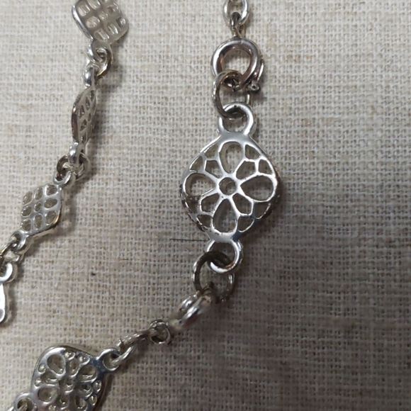 Stella & Dot floral Filigris necklaces - Picture 2 of 3